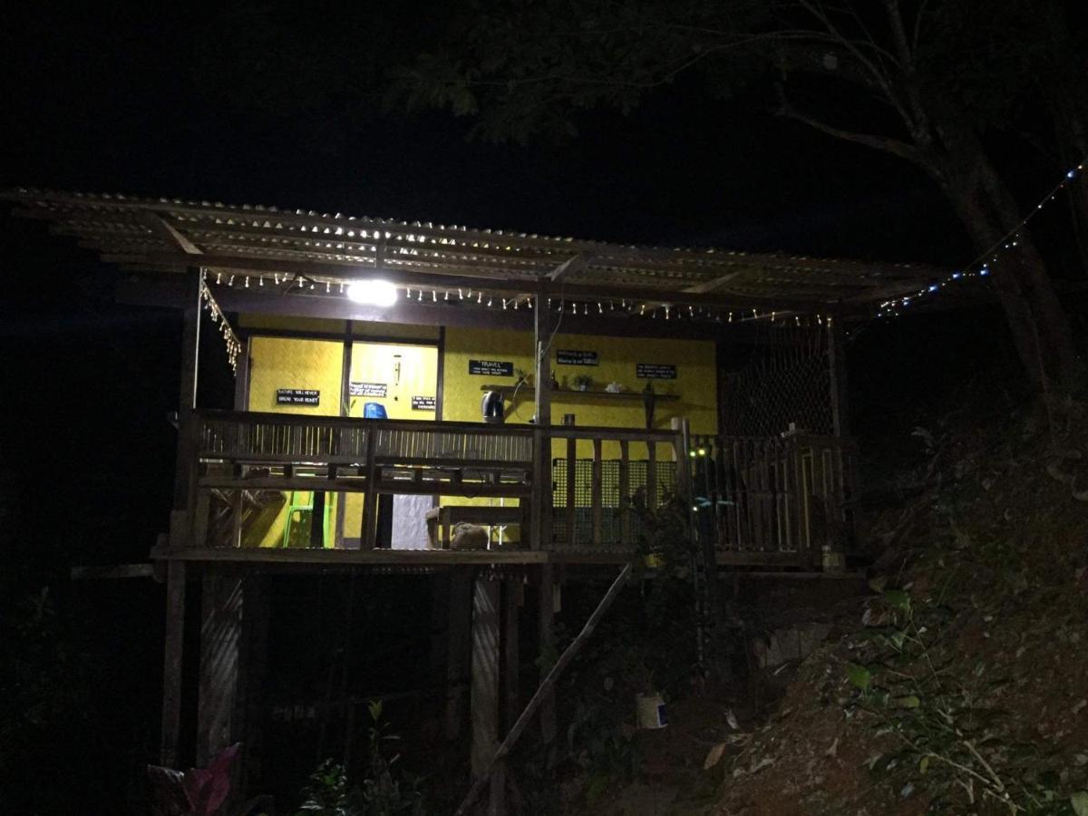 Camp Talusi Hilltop Overlooking El Nido Esterno foto
