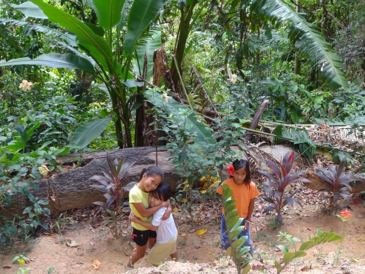 Camp Talusi Hilltop Overlooking El Nido Esterno foto